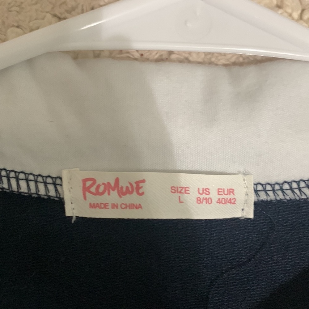 collard sweatshirt - Picture 2 of 2